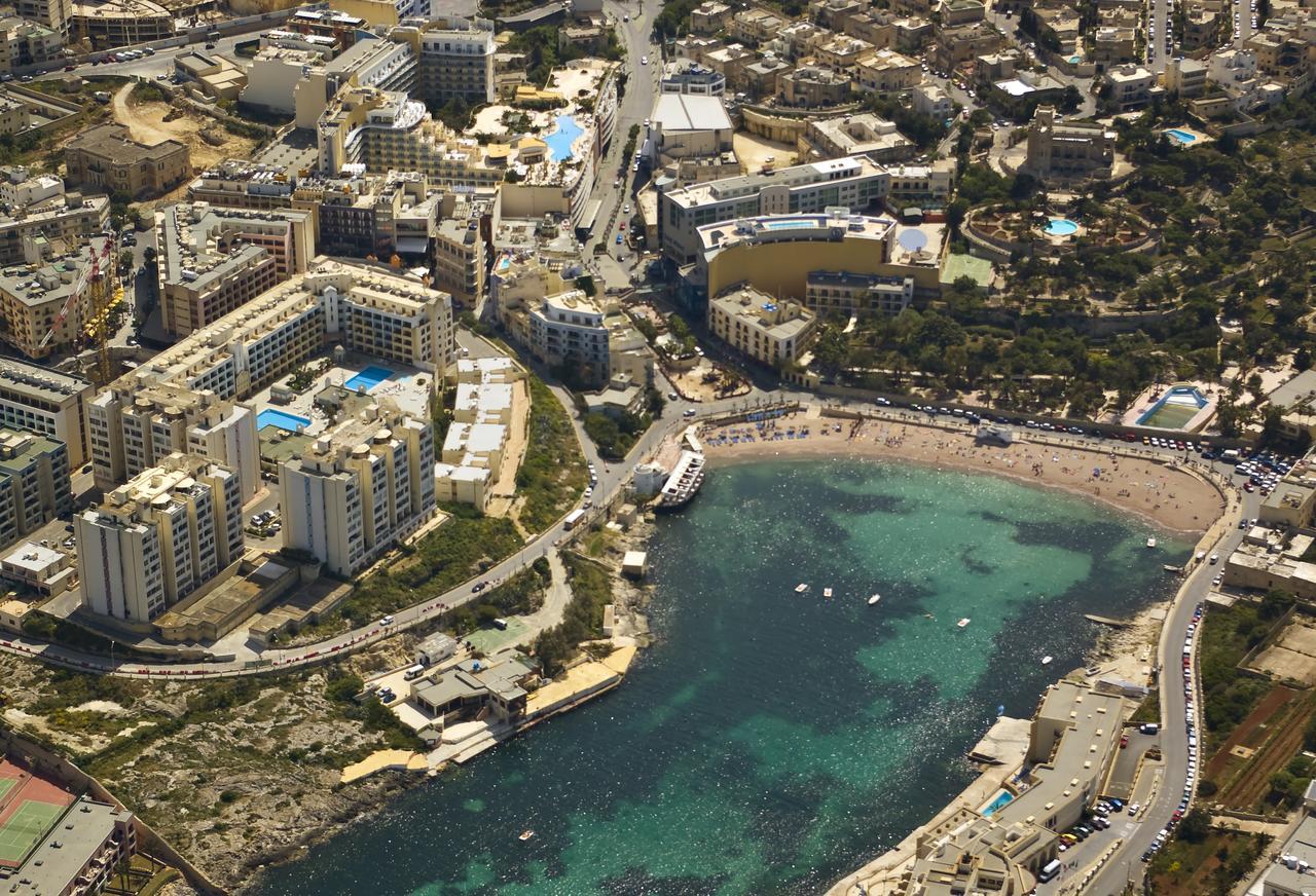 Spinola Bay Top Floor Seafront 3 Bedroom Apartment With Panoramic Sea Views - By Getawaysmalta Saint Julian's エクステリア 写真