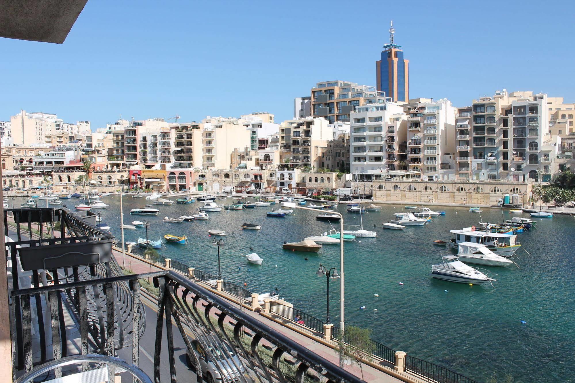 Spinola Bay Top Floor Seafront 3 Bedroom Apartment With Panoramic Sea Views - By Getawaysmalta Saint Julian's エクステリア 写真